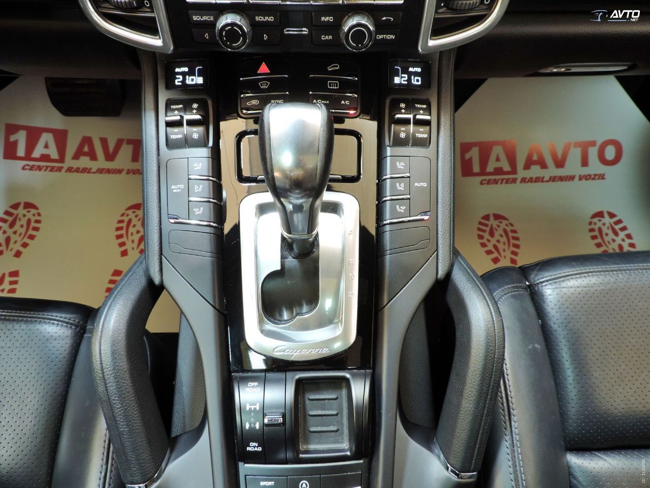 Notranja slika - Porsche Cayenne - 3.0 TD TIPTRONIC - 14