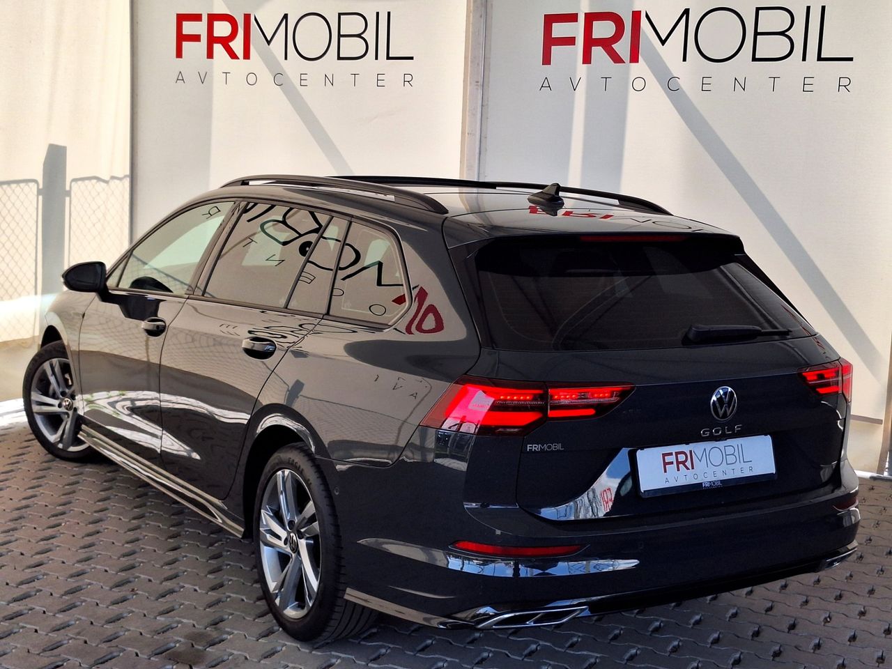 Zunanja slika - VW Golf - 2.0 TDI R-Line DSG•PANO•AMBIENT•ACC•IQ LED•DAB• - 5