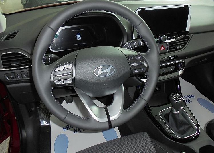 Zunanja slika - Hyundai i30 Wagon - 1.5 T-GDI 140 STYLE°alu 16° Winter° RAC° ZALOGA - 6