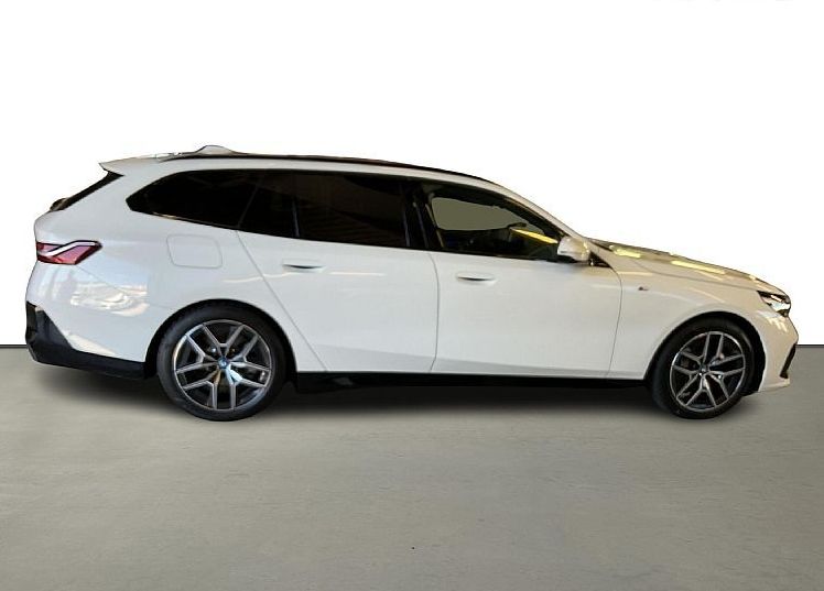 Zunanja slika - BMW i5 - eDrive40 touring M Sport - 6