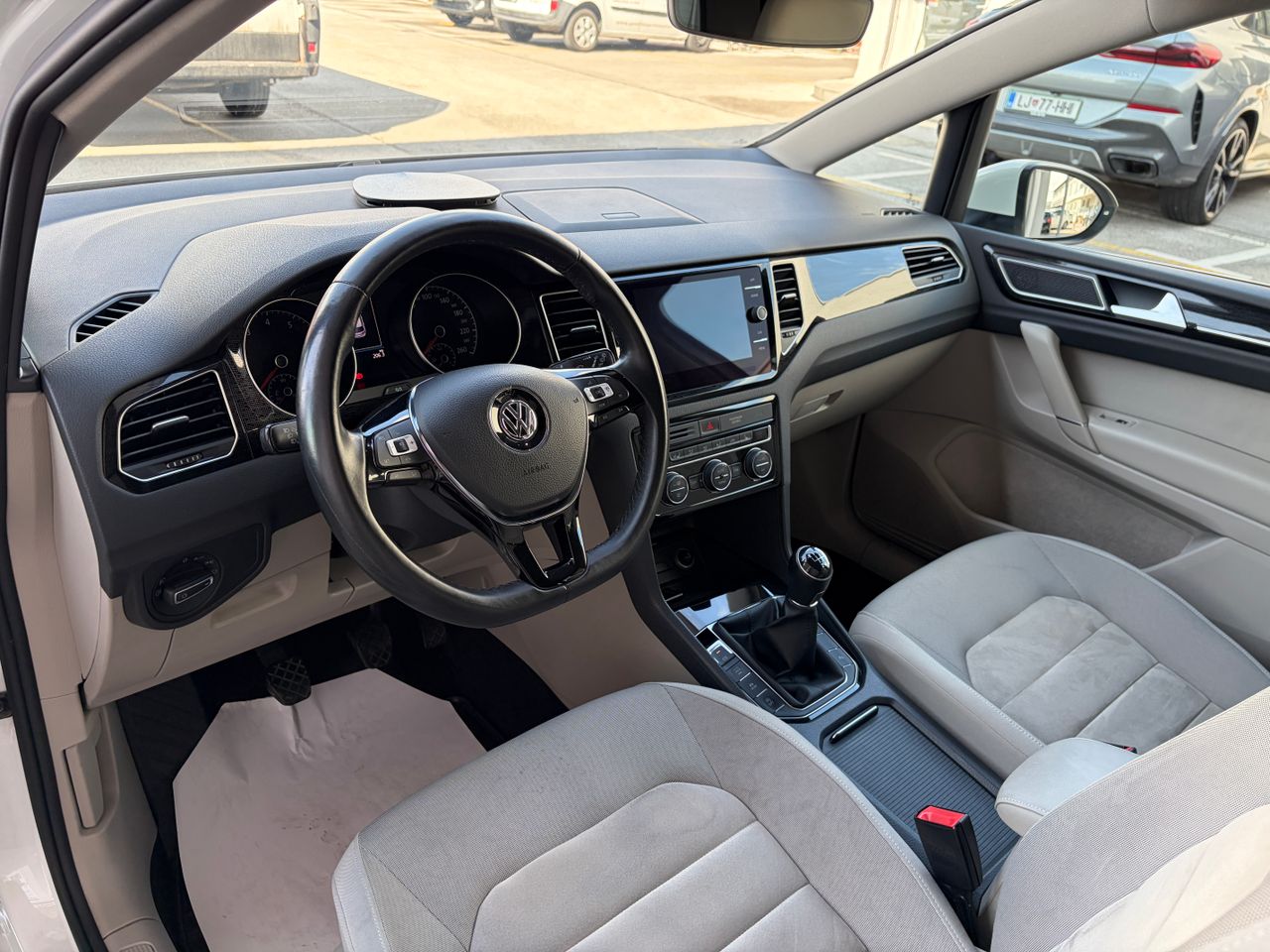 Notranja slika - VW Golf - VW - 16