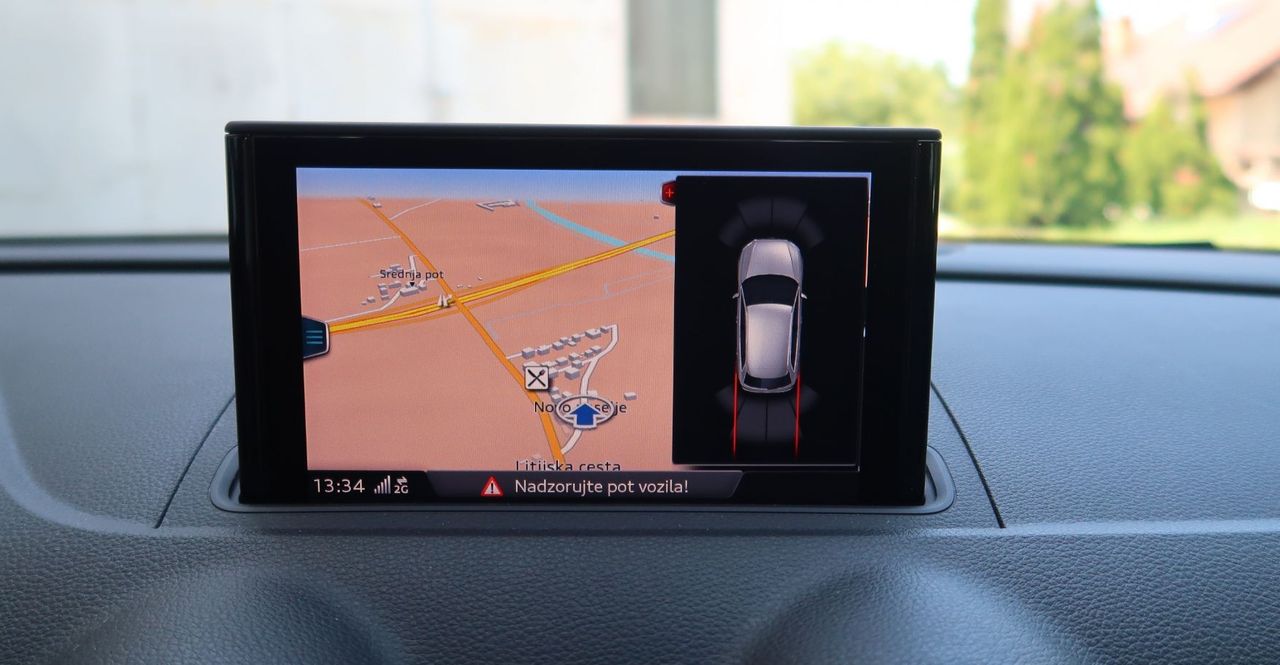 Zunanja slika - Audi A3 - 40 E-tron S-tronic-VIRTUAL-LED-NAVI-PDC - 18