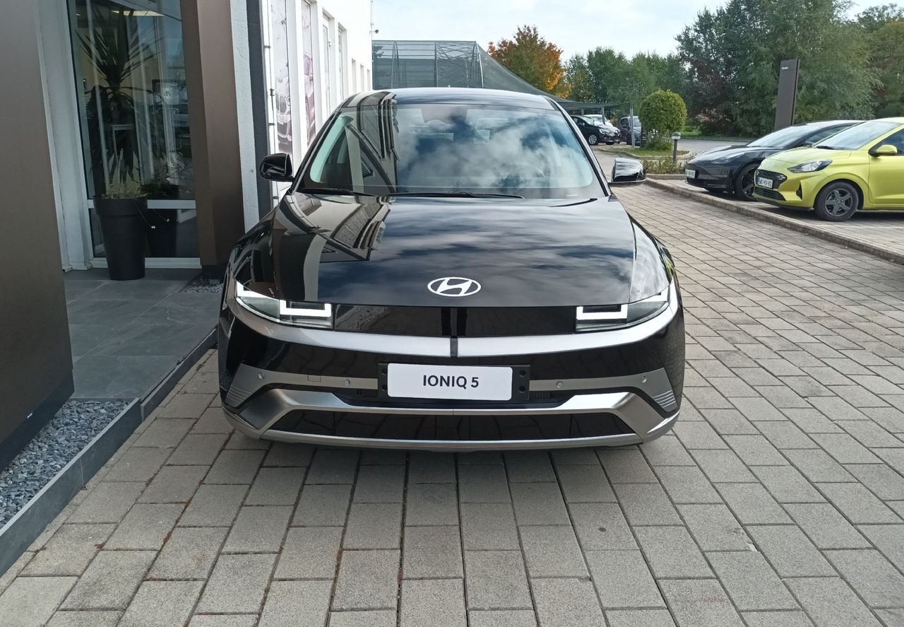 Zunanja slika - Hyundai Ioniq 5 - 168kW PREMIUM 84 kWh VOZILA V PRIHODU - 2