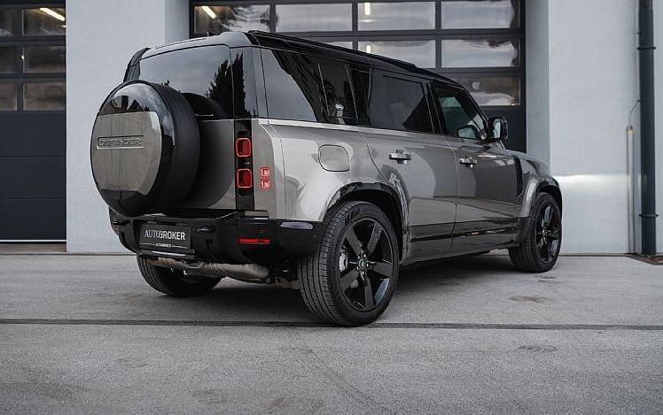 Zunanja slika - Land Rover Defender - 110 X-Dyn HSE 3.0d SILICON SILVER - 5