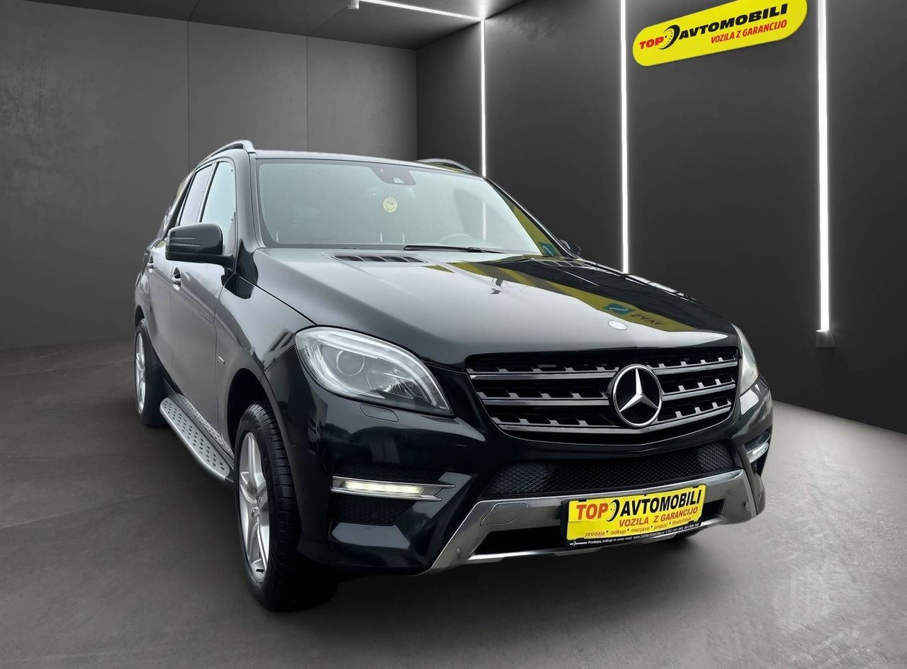Zunanja slika - Mercedes-Benz ML-Razred - ML350 BlueTEC 4MATIC AMG LED NAVI TEMP KAM WEBAS - 11