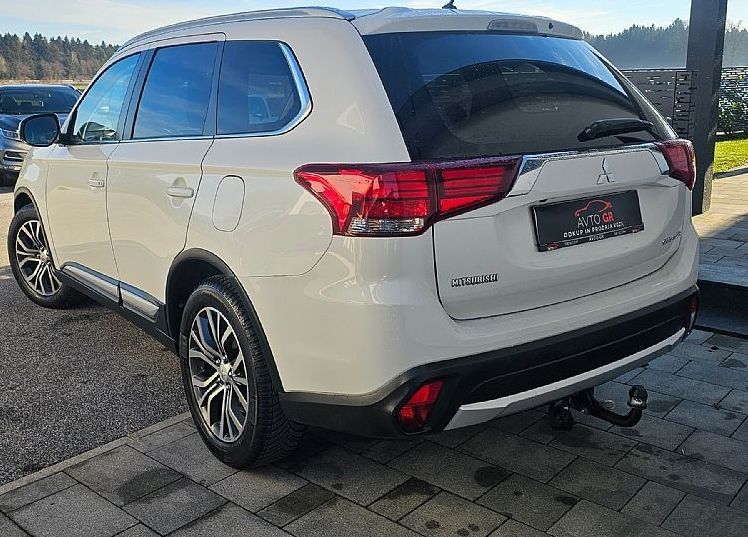 Zunanja slika - Mitsubishi Outlander - 2.2 DI-D 4WD INTENSE+AVT-.KLJUKA- LED-NAVI-PERLA B - 8