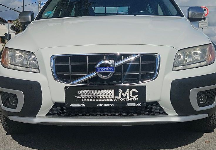 Zunanja slika - Volvo XC70 - D5 AWD 205ks °AUTOMATIC° °19-COL° USNJE - 3