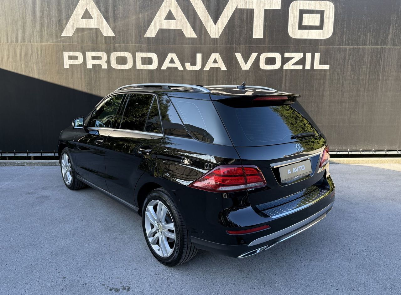 Zunanja slika - Mercedes-Benz GLE-Razred - GLE 250d-PANORAMA-360°-USNJE- NAVI-H K - 5