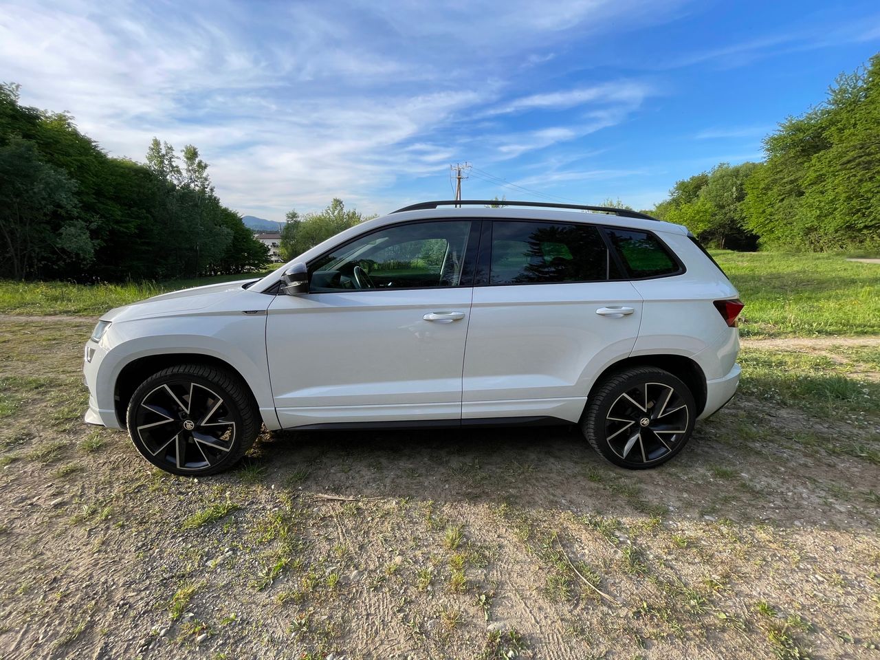 Zunanja slika - Škoda Karoq - 1,5 TSI ACT Sportline DSG - 3