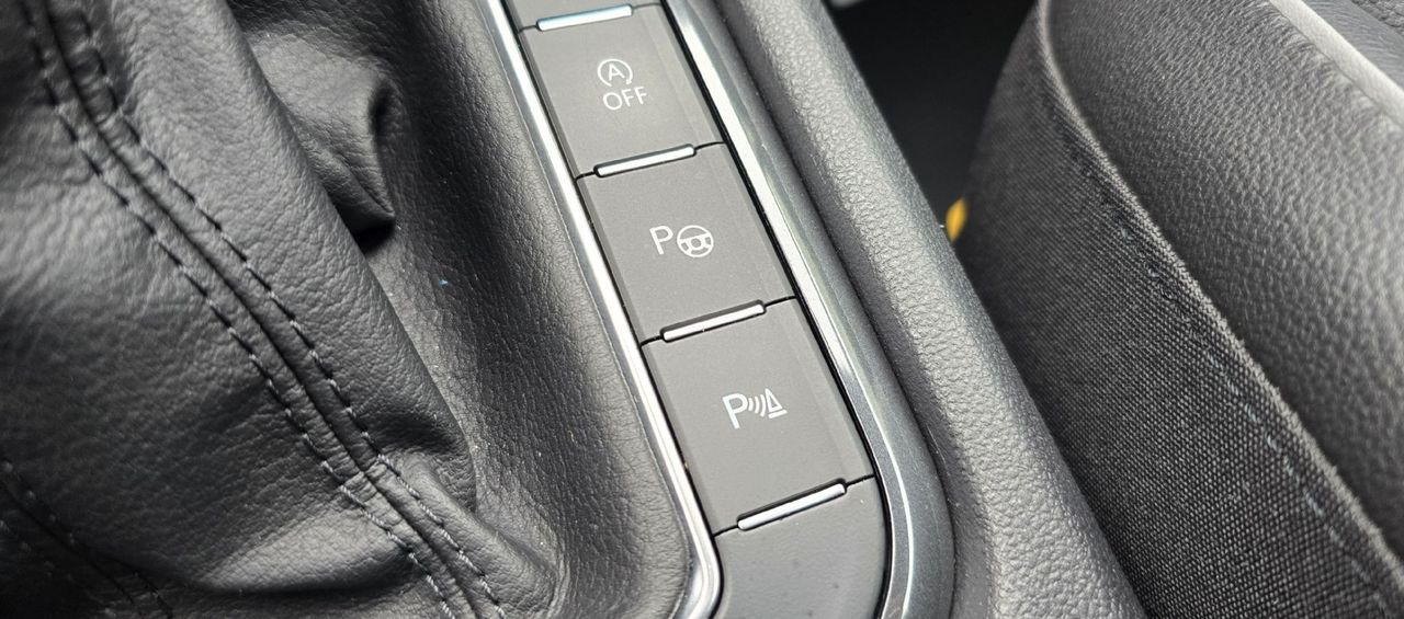 Zunanja slika - VW Tiguan - 2.0 TDI DSG HIGHLINE-VIRTUAL-MATRIX-CAMERA-NEMŠKI - 20