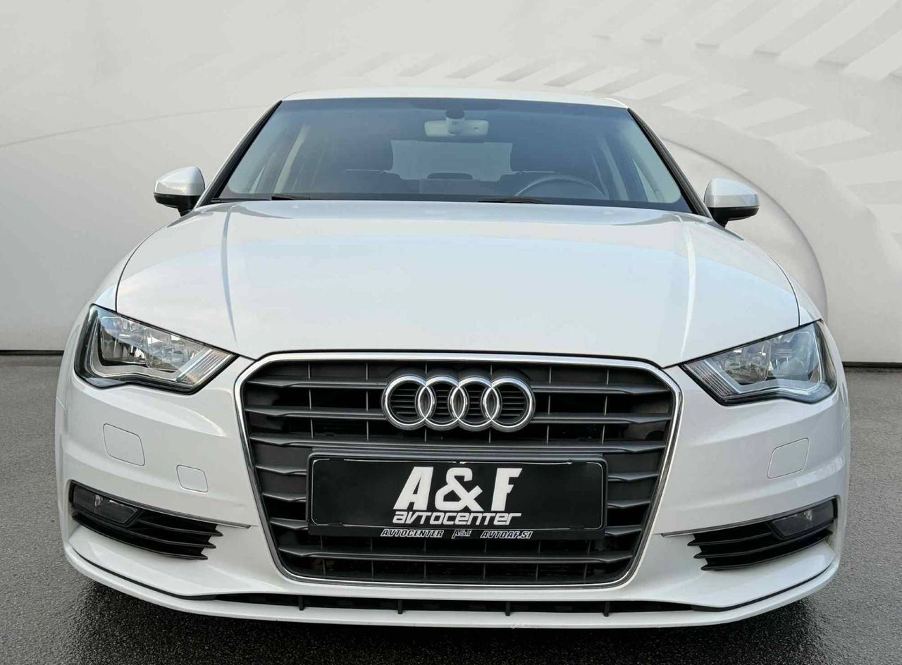 Zunanja slika - Audi A3 - 1.6 TDI-LIMO-NAVI-LIZ1NG ZA TUJCE-PDC-TEMPOMAT- - 2