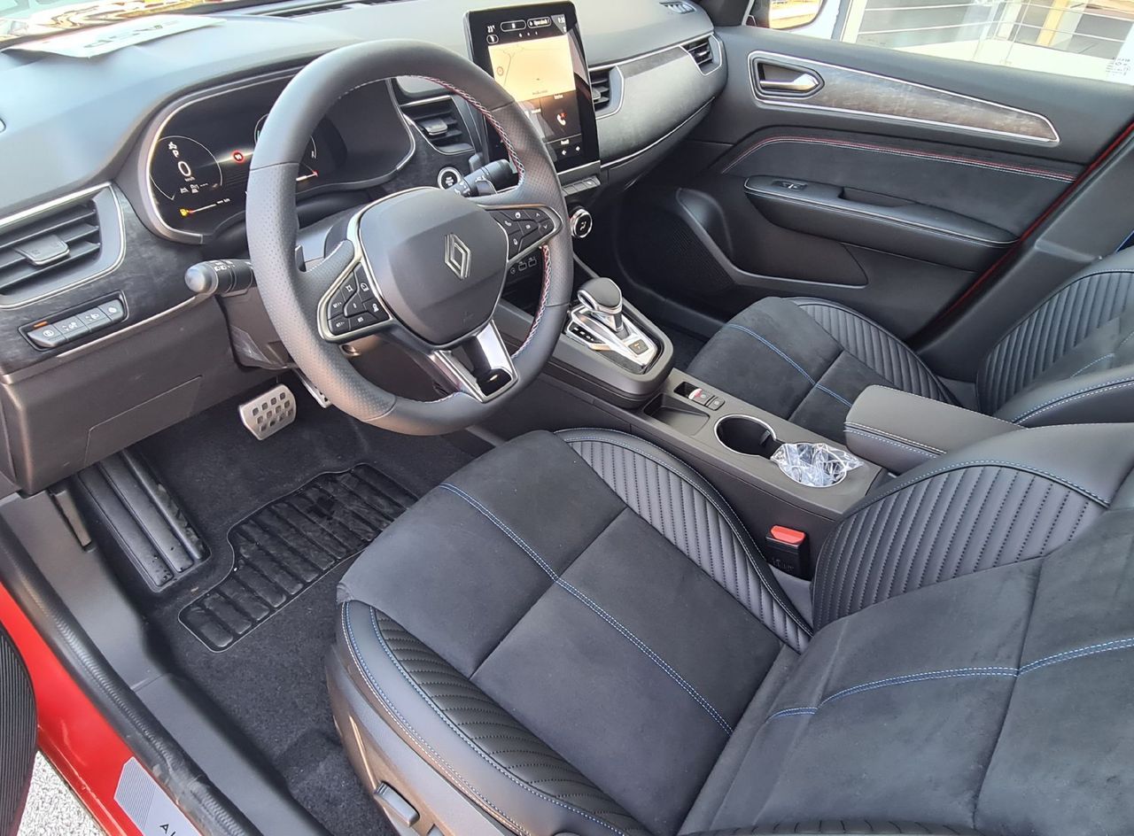 Zunanja slika - Renault Mégane Conquest - Megane Conquest 1.3 MHEV 160 EDC ESPRIT ALPINE - 10