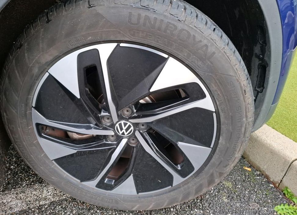 Zunanja slika - VW ID.4 - Pro Perform.  motor 150 kW bat. 77 kWh KAMERA.LED - 10