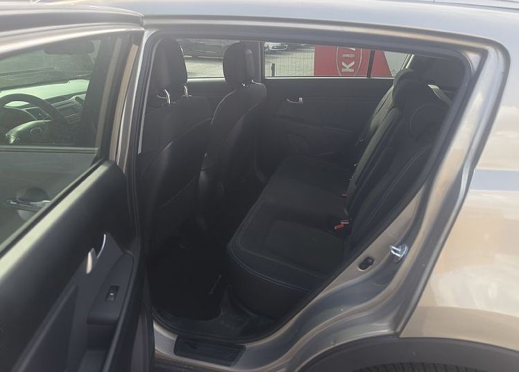 Zunanja slika - KIA Sportage - 1.7 CRDi VGT 85 kW EX Urban - 9