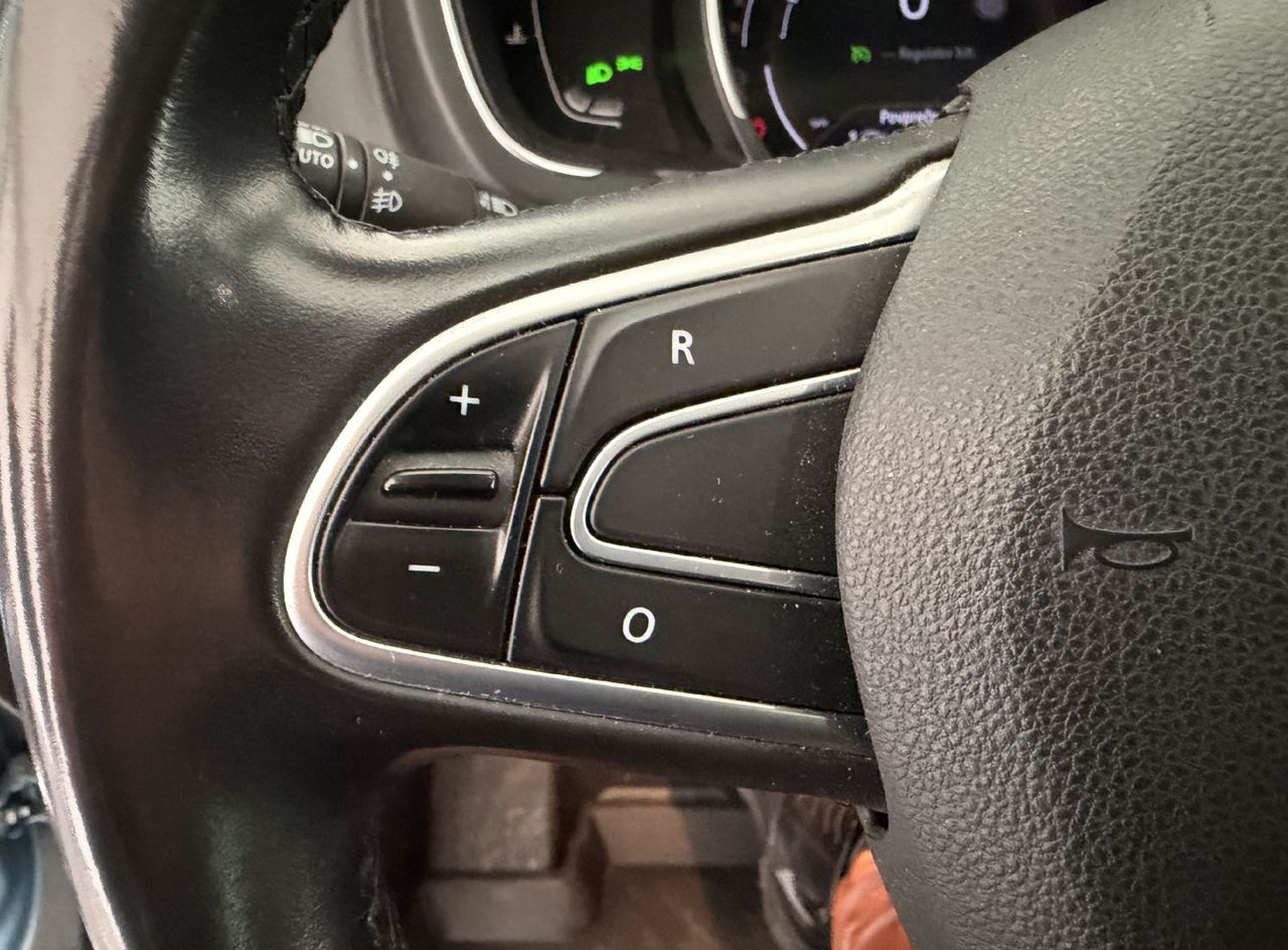 Zunanja slika - Renault Scénic - Grand Scenic BOSE Blue dCi 150 EDC - 11