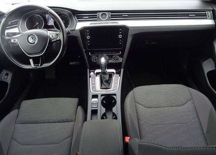 Zunanja slika - VW Arteon - 2.0 TDI AUTOMATIC - SAMO 102.000km - VLEČNA KLJUKA - 6