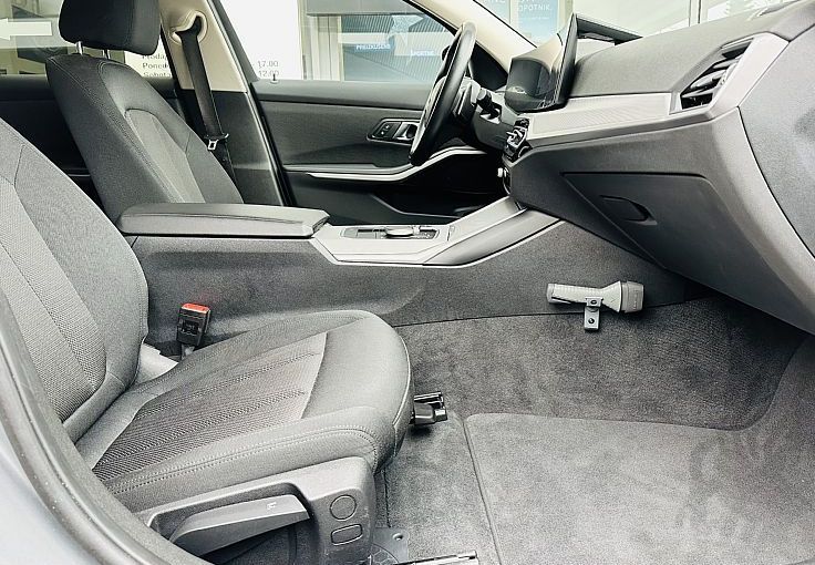 Zunanja slika - BMW Serija 3 - Touring: 318i - 9