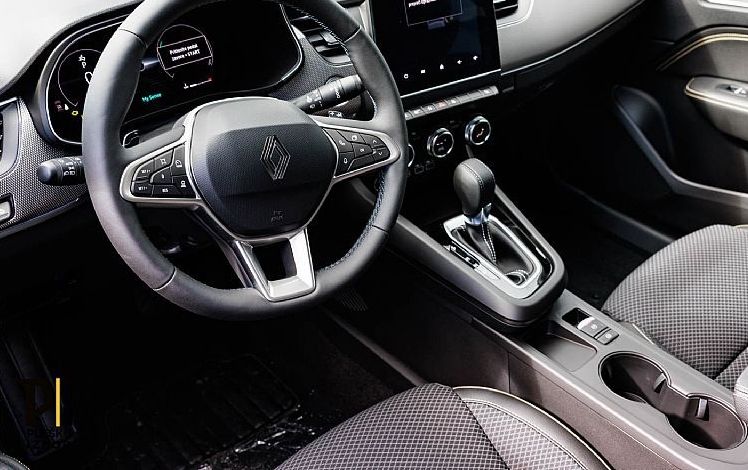Zunanja slika - Renault Mégane Conquest - Megane Conquest 1.3 TCE 140 TECHNO EDC + ZIMSKE GUME + VINJETA - 13