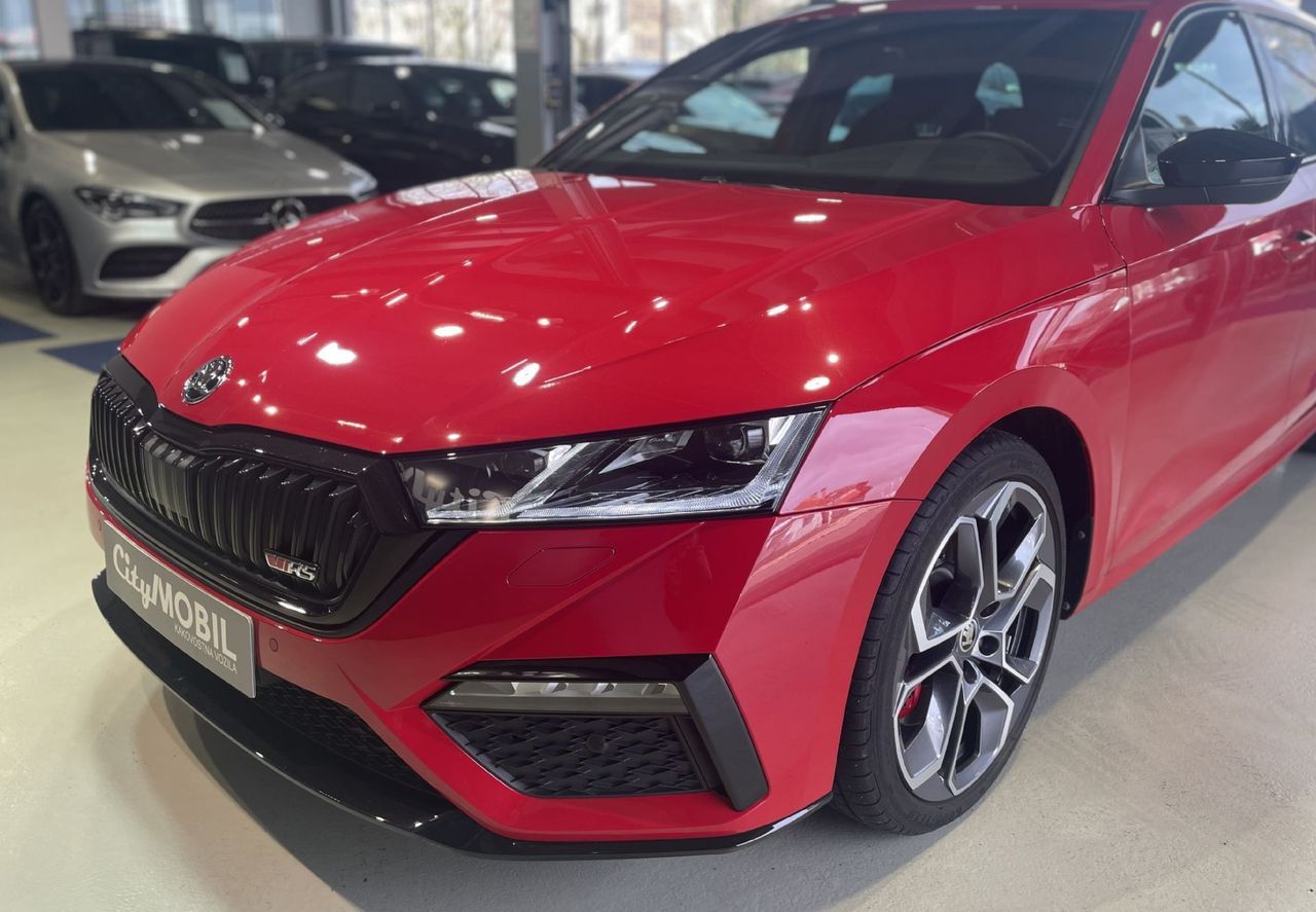 Zunanja slika - Škoda Octavia - RS-VIRTUAL-PANORAMA-NAVI-HALJENJE SED-ALCANTARA - 6