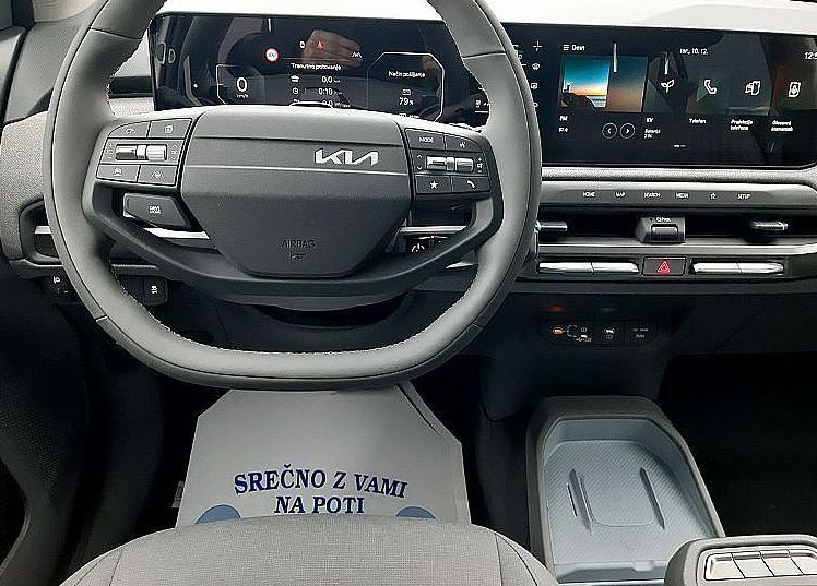 Zunanja slika - KIA EV3 - STAR 58.3 kWh baterija.doseg do 436km - 8