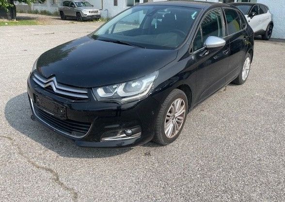 Zunanja slika - Citroën C4 - 1.2 PureTech 110 Feel.VELIK SERVIS.SAMO 103.000 KM - 6