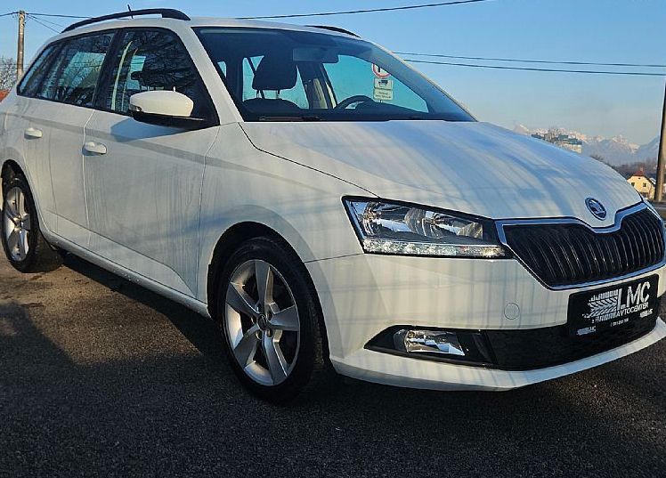 Zunanja slika - Škoda Fabia - Combi 1.0 TSI 95ks °16-COL° LED °PARK.SENZORJI° - 4