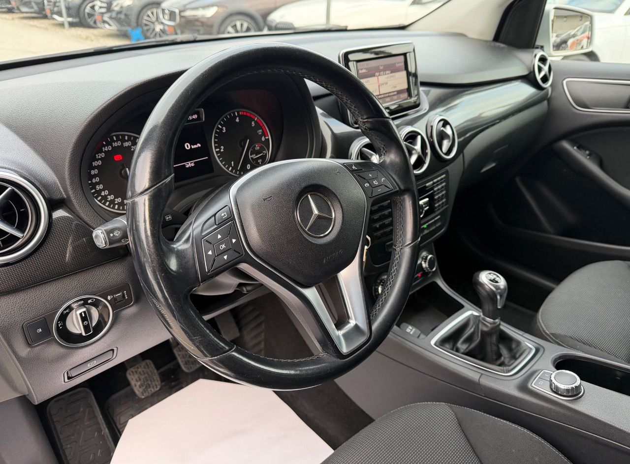 Zunanja slika - Mercedes-Benz B-Razred - B 200 CDI 2.LASTNICA KAMERA TEMPOMAT ALU 17 - 15