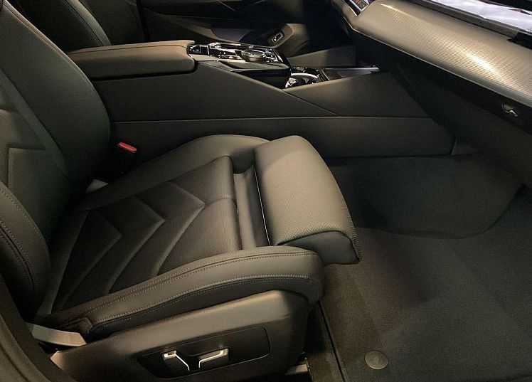 Zunanja slika - BMW i5 - xDrive40  AT - 12