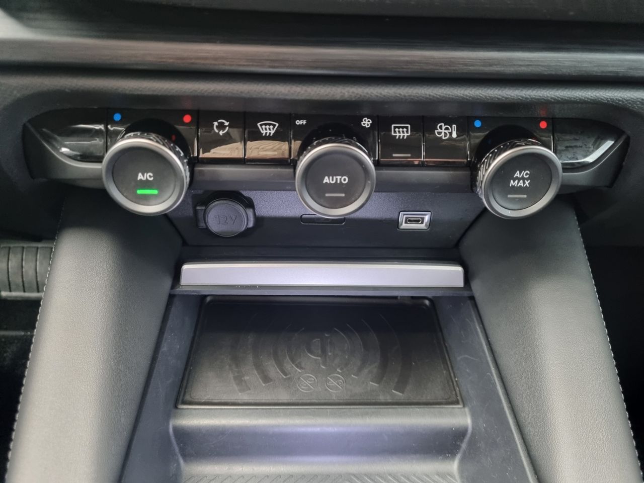 Zunanja slika - Citroën C5 - X Shine 1.2L PureTech 130 AVTOMATIK - SAMO 17.600KM - 24