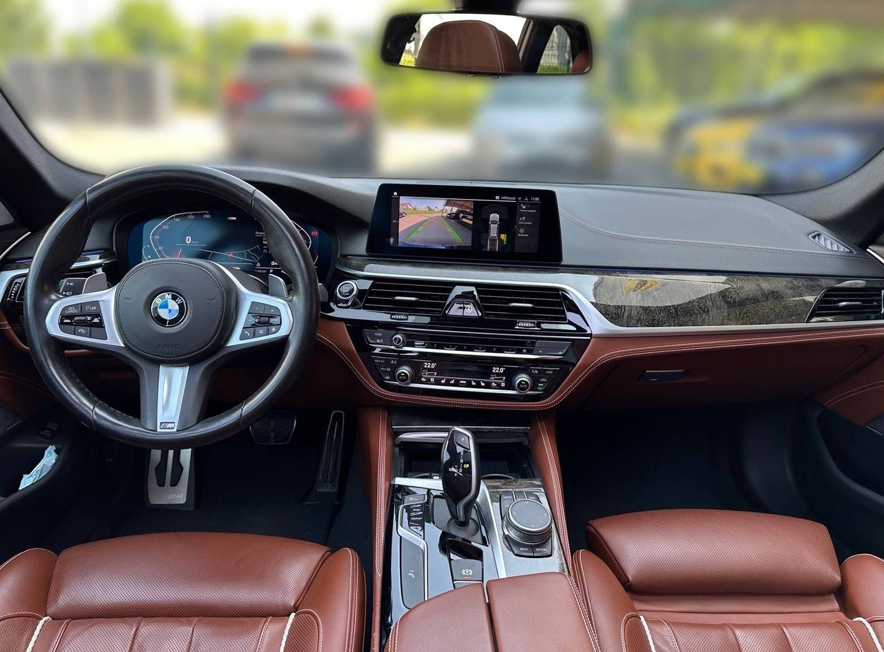 Zunanja slika - BMW Serija 5 - Touring: 530d M PAKET LED NAVI PDC KAMERA PANO RADAR TOP - 20