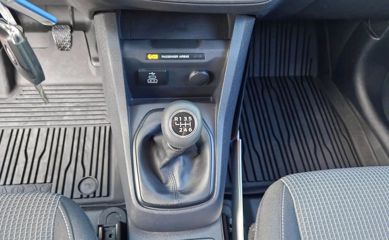 Zunanja slika - Ford Transit Courier - FURGON TREND 1.5TDCI-SLO-1.L-KAMERA-ZIM.PAKET-TEM - 14