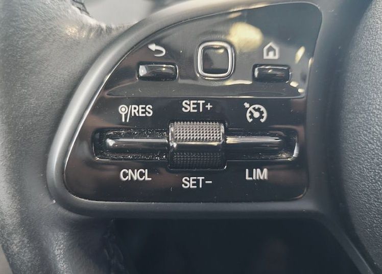 Zunanja slika - Mercedes-Benz GLB-Razred - 220 D URBAN-PANORAMA-VLEČ.KLJUKA-DAB-KAMERA-VIDEO - 10