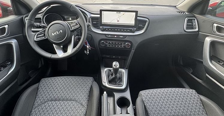 Zunanja slika - KIA Ceed - SW 1.5 T-GDi LX Champion+ ISGMT - 9