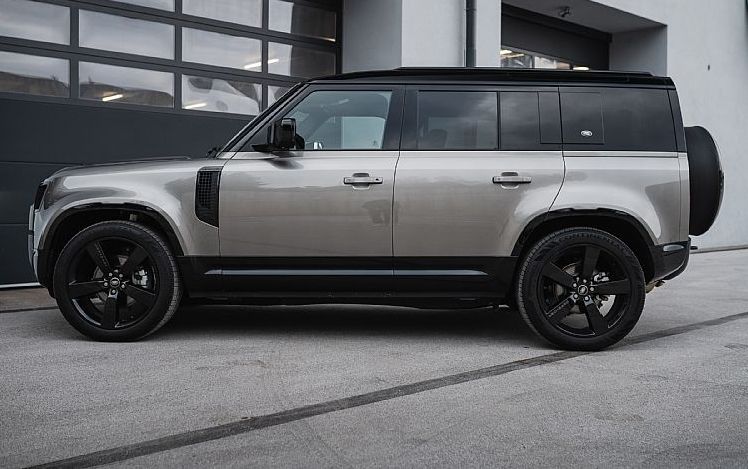 Zunanja slika - Land Rover Defender - 110 X-Dyn HSE 3.0d SILICON SILVER - 8