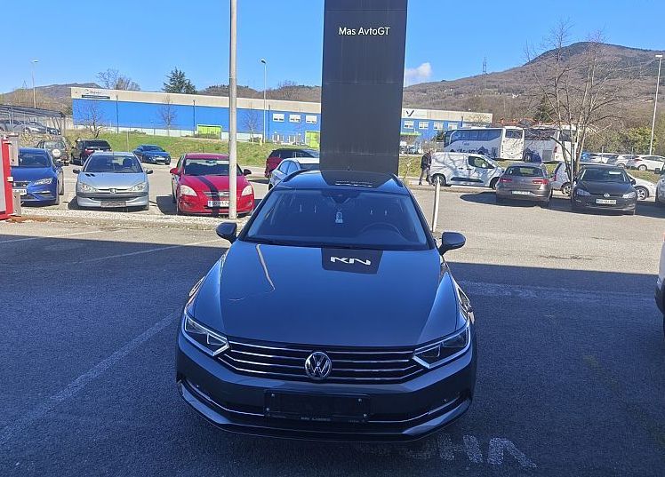 Zunanja slika - VW Passat - 2.0 TDI BMT Highline 110kW - 1