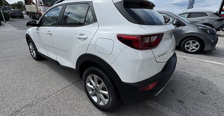 Zunanja slika - KIA Stonic - 1.2 DPI 57.9 kW LX Urban+ MT - 5