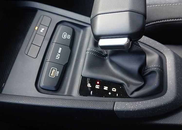 Zunanja slika - KIA Stonic - 1.0 T-GDi 73.6 kW  100 KM  PULSE DCT+ZIMSKE GUME - 6