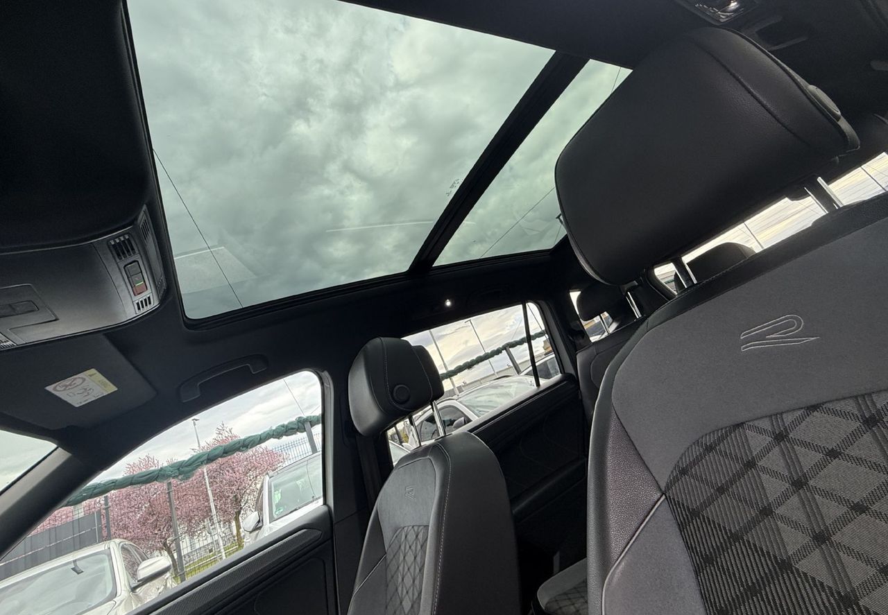 Zunanja slika - VW Tiguan Allspace - 2.0TSI 4M R-Line PANO-LED-20COL-AMBI-ACC-VIRTUAL - 11