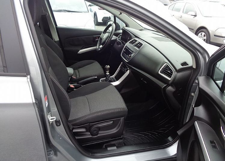 Zunanja slika - Suzuki SX4 S-Cross - 1.6 DDIS PREMIUM -LEPO OHRANJENO - KASKO GRATIS - 7