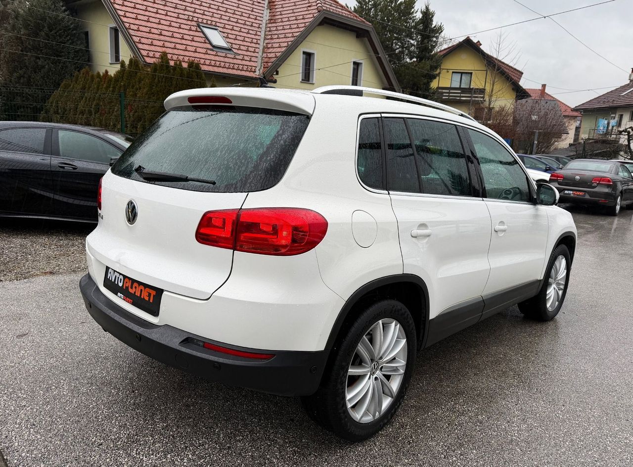 Zunanja slika - VW Tiguan - 2.0 TDI BlueMotion Sport Style LED SKY PANO NAVI - 6