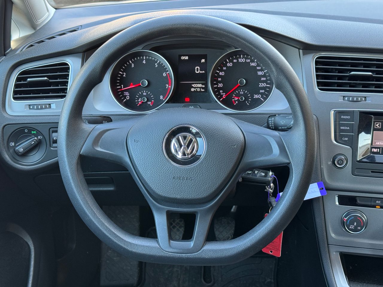 Notranja slika - VW Golf - VW - 8