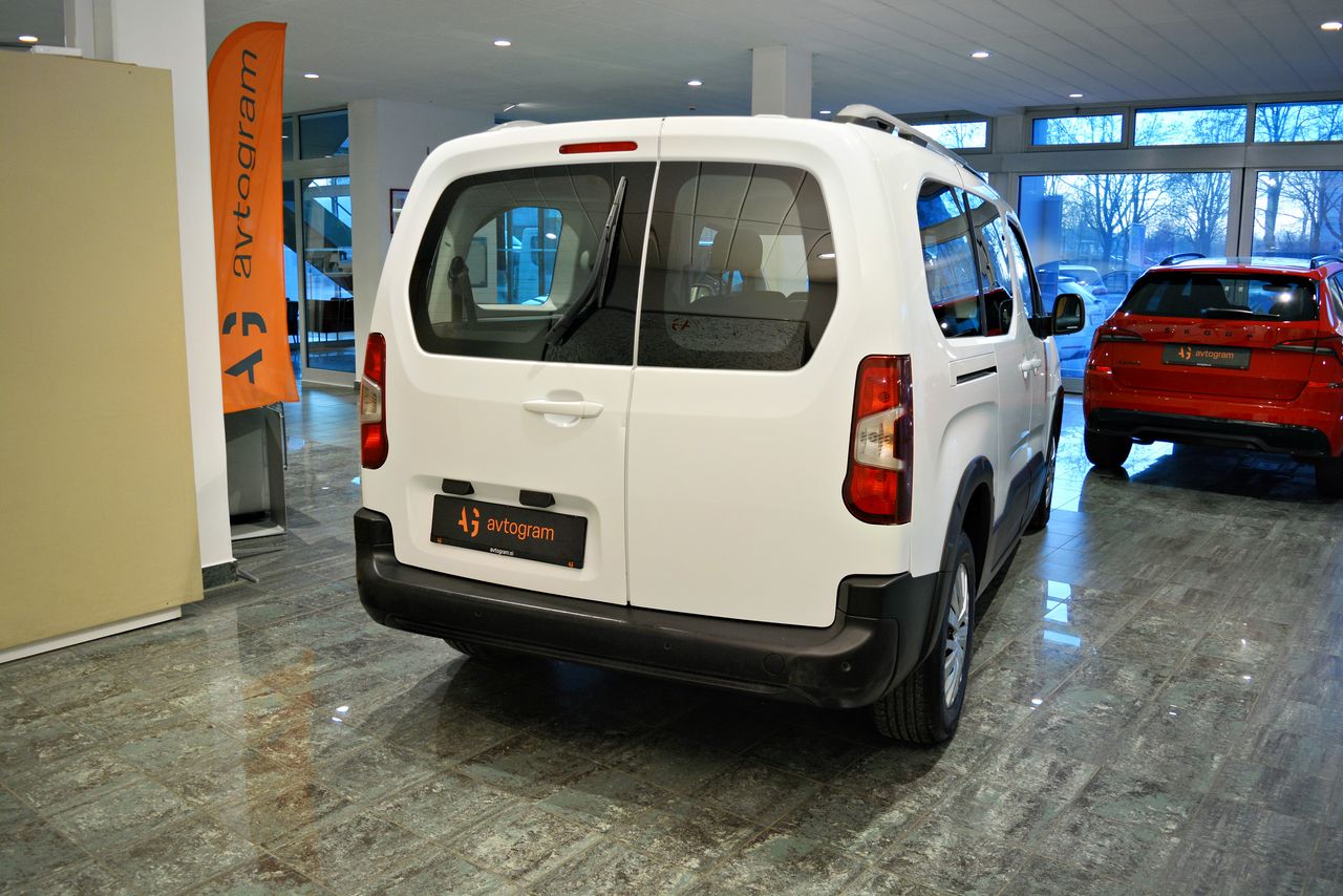 Zunanja slika - Peugeot Rifter - 1.5 BlueHDI 131KM NAVI-PDC-APP CONNECT-VELIKI SERV - 4