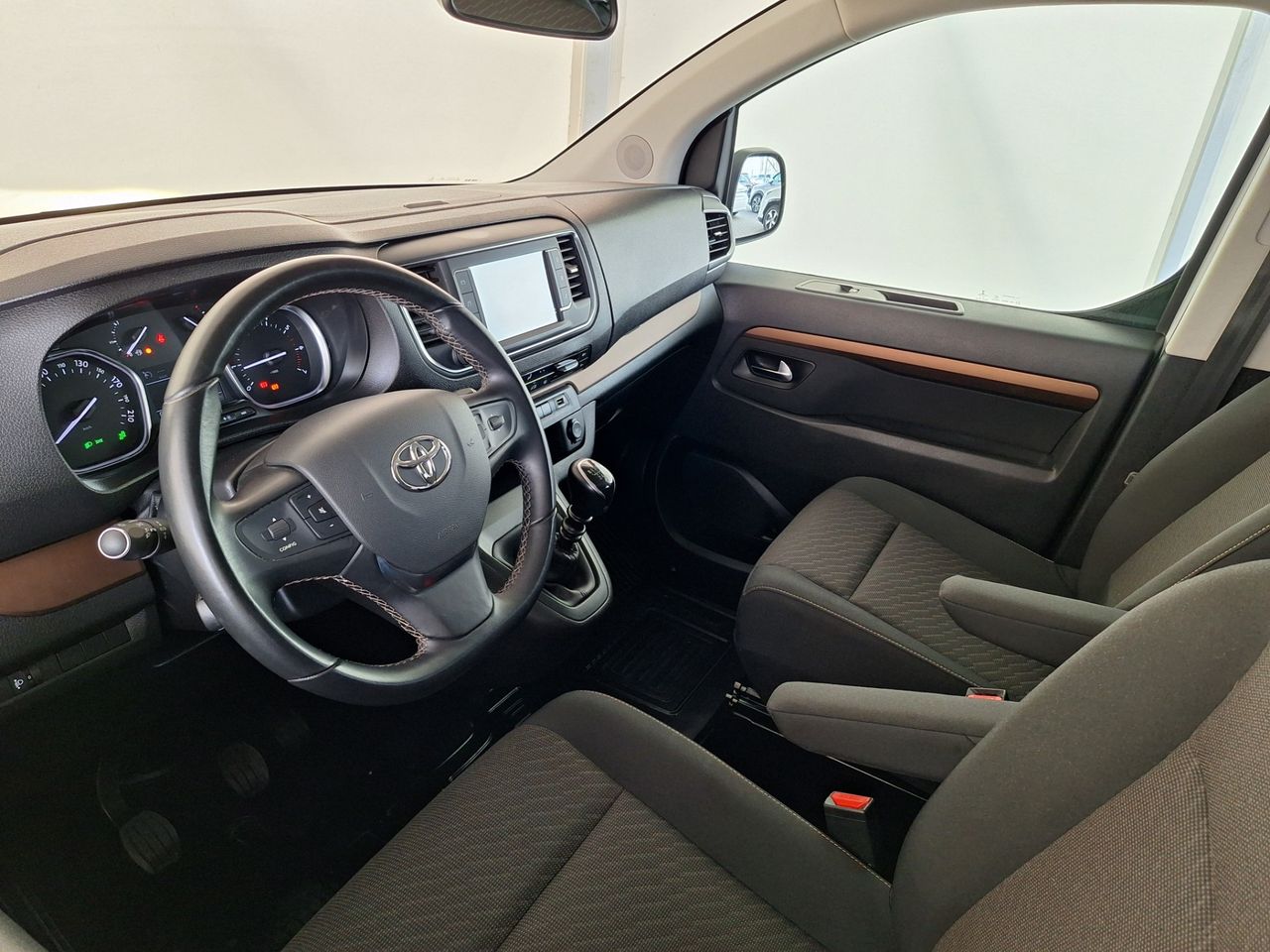 Zunanja slika - Toyota Proace - 2.0 D-4D Family Medium•KAMERA•PARK.SENZORJI•SLO• - 3