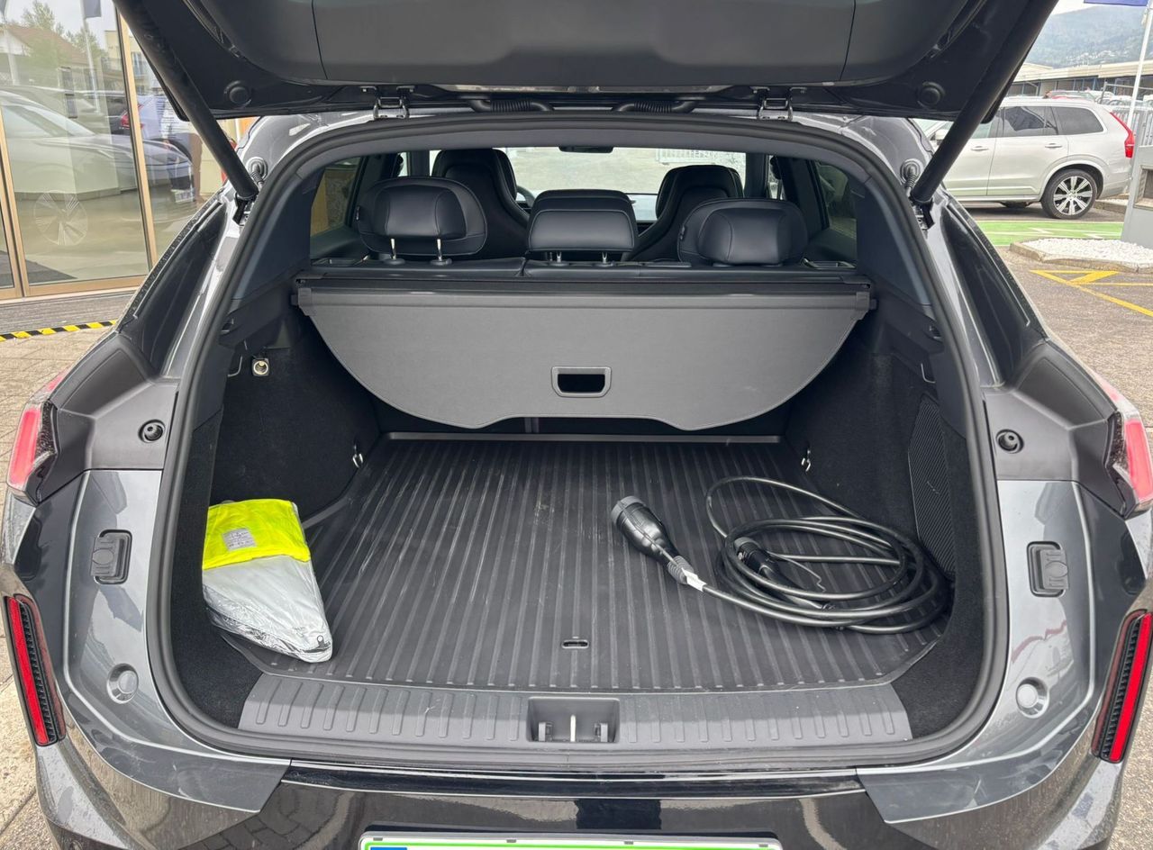 Zunanja slika - Lynk & Co 08 - 1.5 TD Plug-In Hibrid More - 6