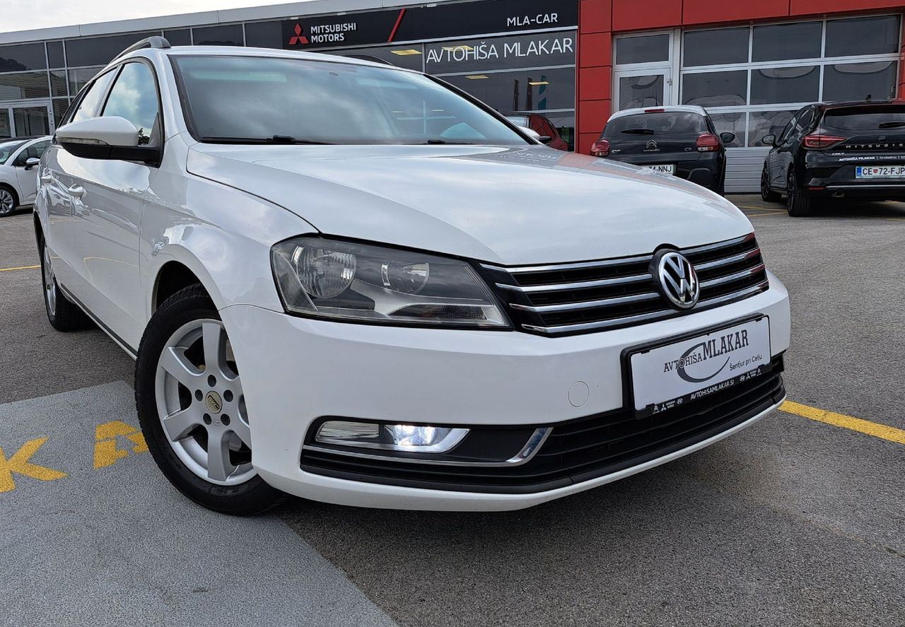 Zunanja slika - VW Passat - Variant 1.6 TDI  Comfortline -ODLIČEN- - 1