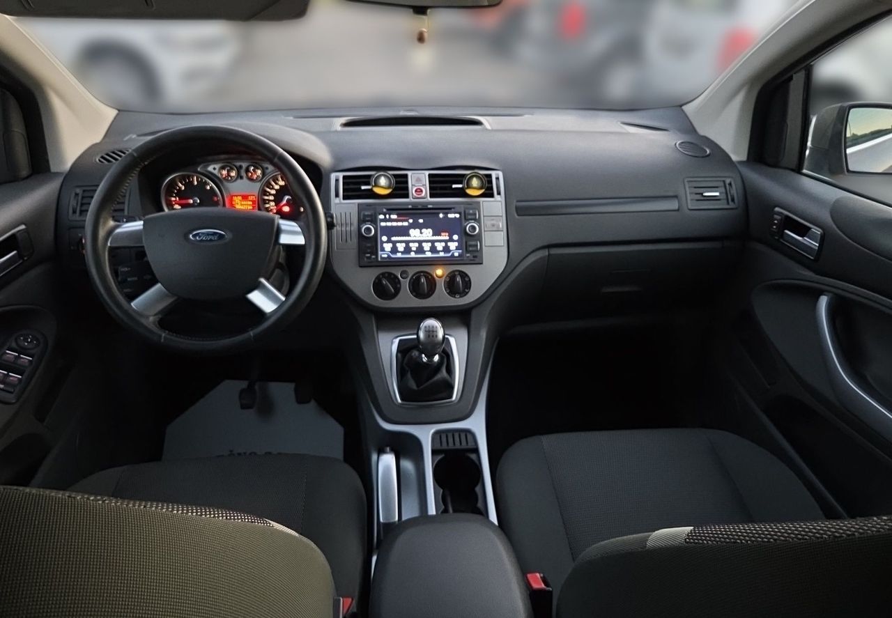 Zunanja slika - Ford Kuga - 2.0 TDCI 103kW DPF 4x2 Titanium - 10