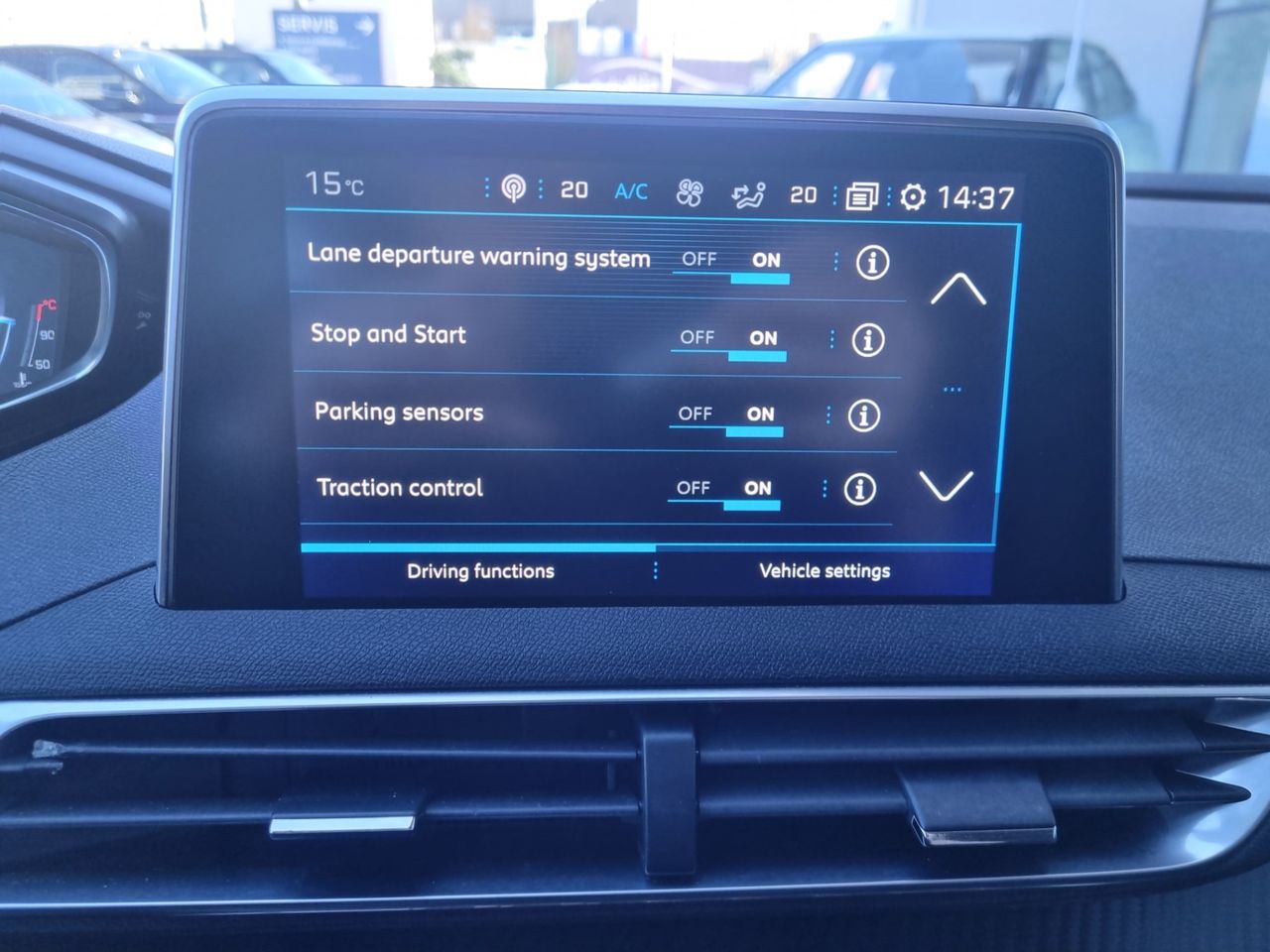 Zunanja slika - Peugeot 3008 - 1.6 BlueHDi 120 - SERVISNA KNJIGA - LEPO OHRANJEN - 11