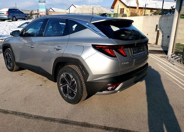 Zunanja slika - Hyundai Tucson - 1.6 T-GDI TREND - 4