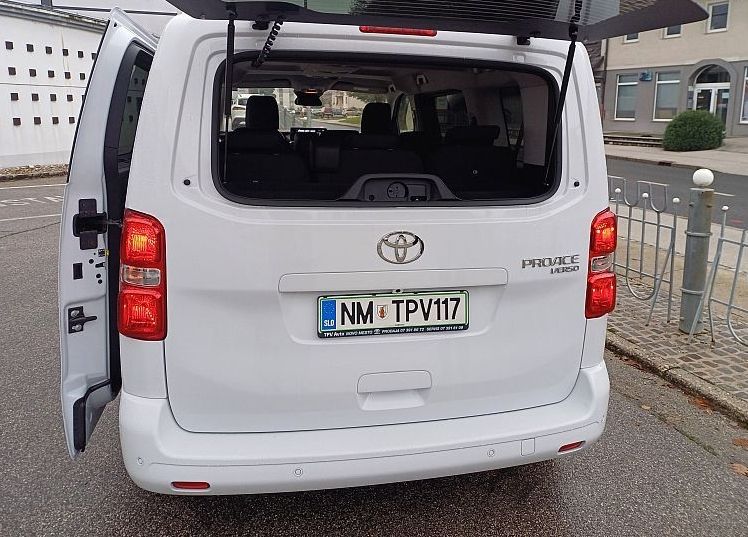 Zunanja slika - Toyota Proace - Verso 2.0 D-4D 106kW Family Medium - 9