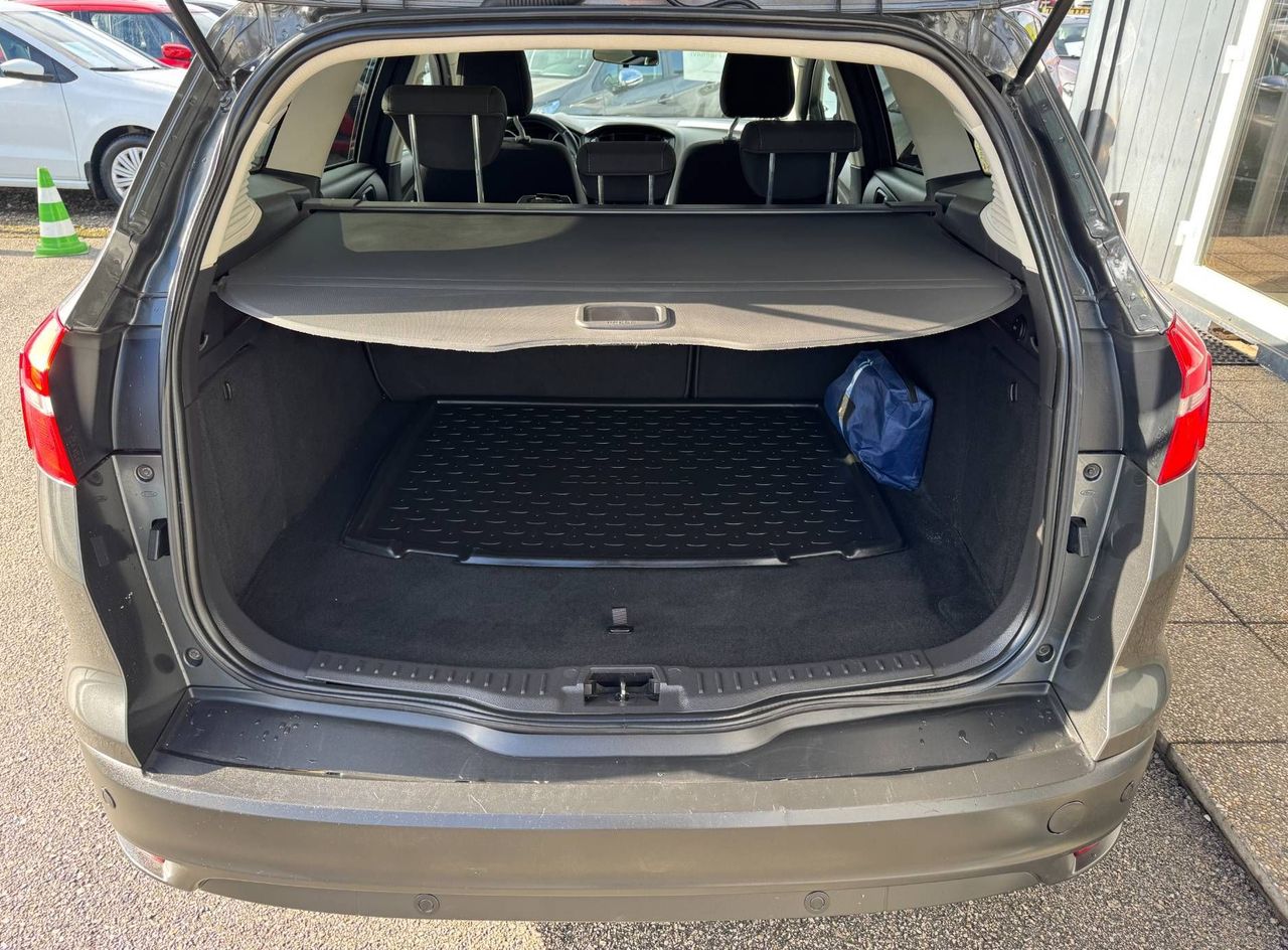 Zunanja slika - Ford Focus - TITANIUM°SLO°AVT.KLIMA°PARK.SEN.°ALU°BLUETOOTH°P.. - 8